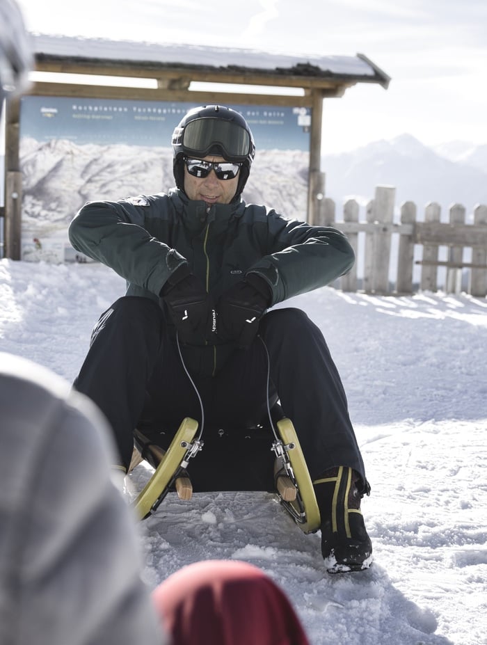 One toboggan descent