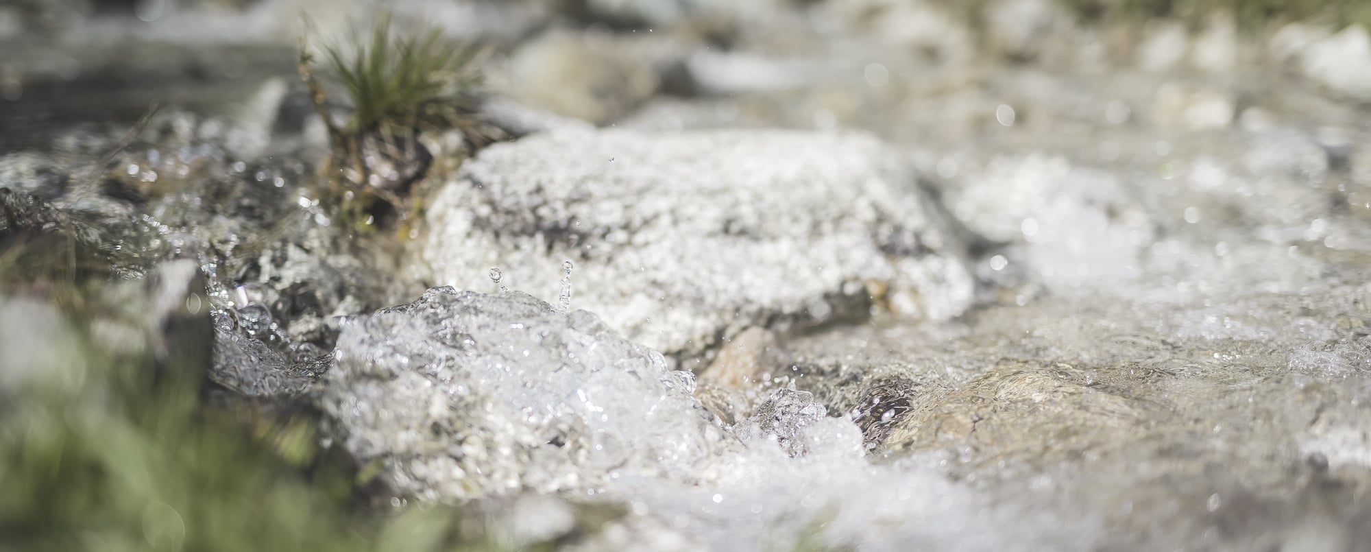 BENE PREZIOSO <br> LA NOSTRA ACQUA