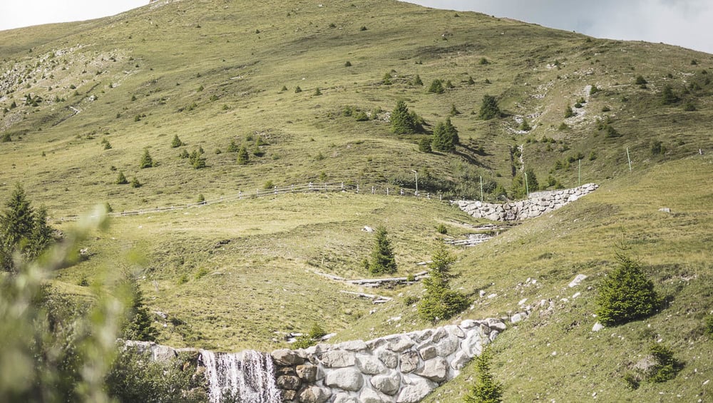 BENE PREZIOSO <br> LA NOSTRA ACQUA