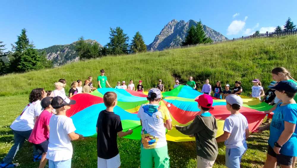 MERANO 2000 SUMMER KIDS <br> UN SUCCESSO