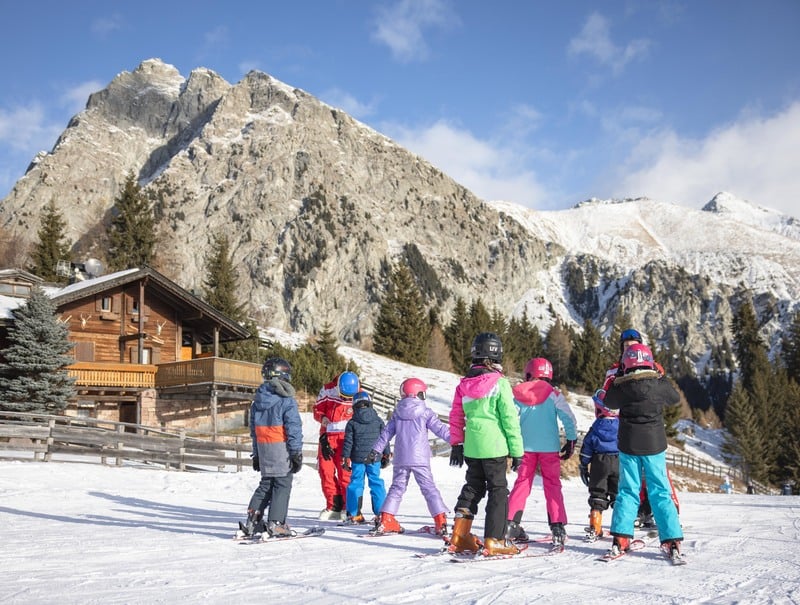 WOCHENENDE IM <br> ZEICHEN DER KINDER